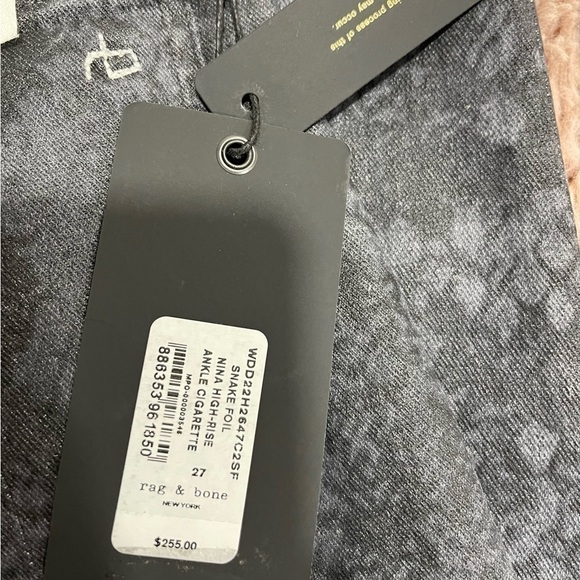 RAG & Bone Women Nina High Rise Cigarette Jeans in Black Snake Print - Picture 7 of 11